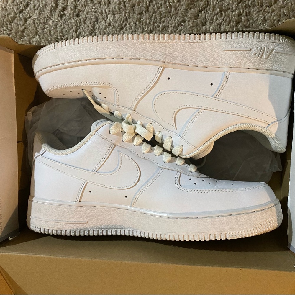 Air Force Ones (10.5)